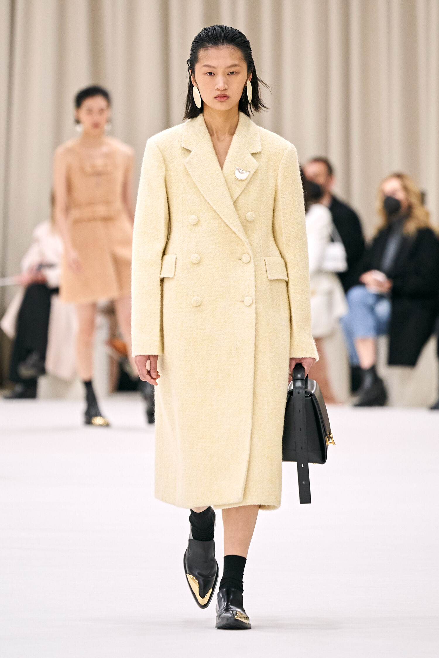 Women Show Fall Winter 2022