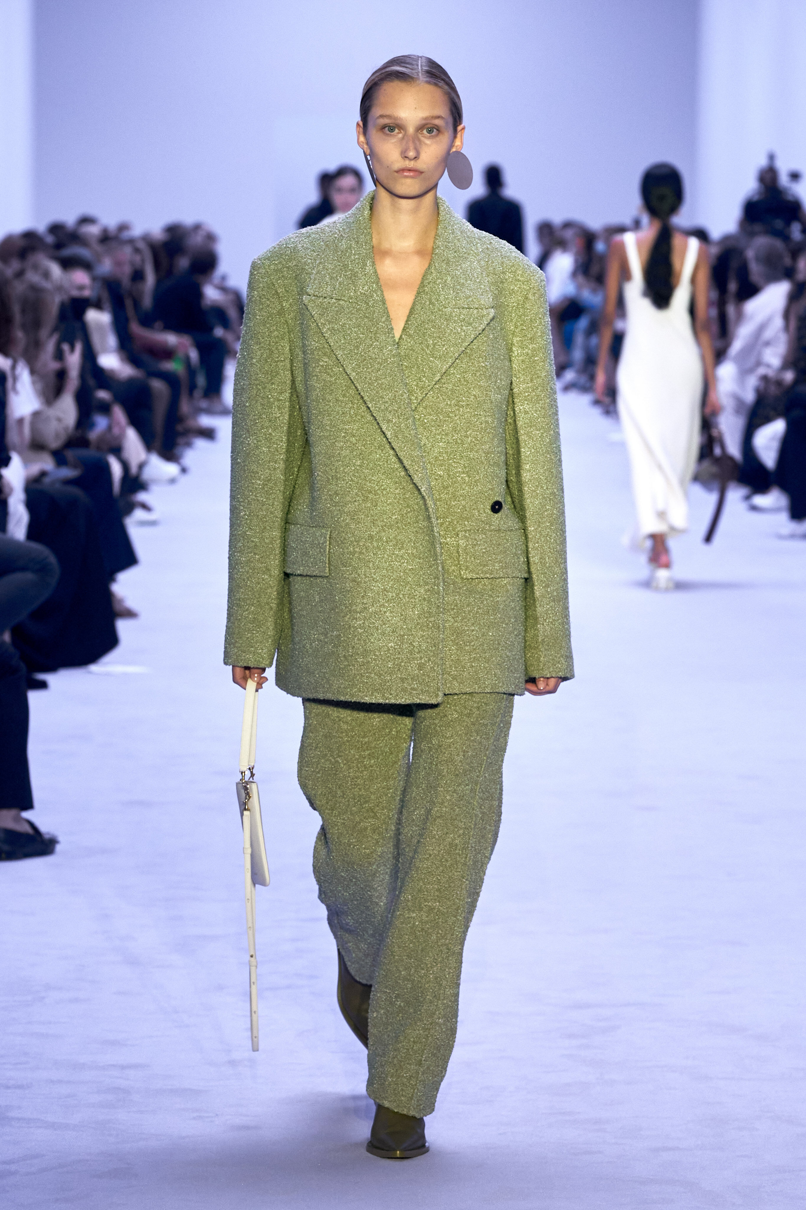 look10