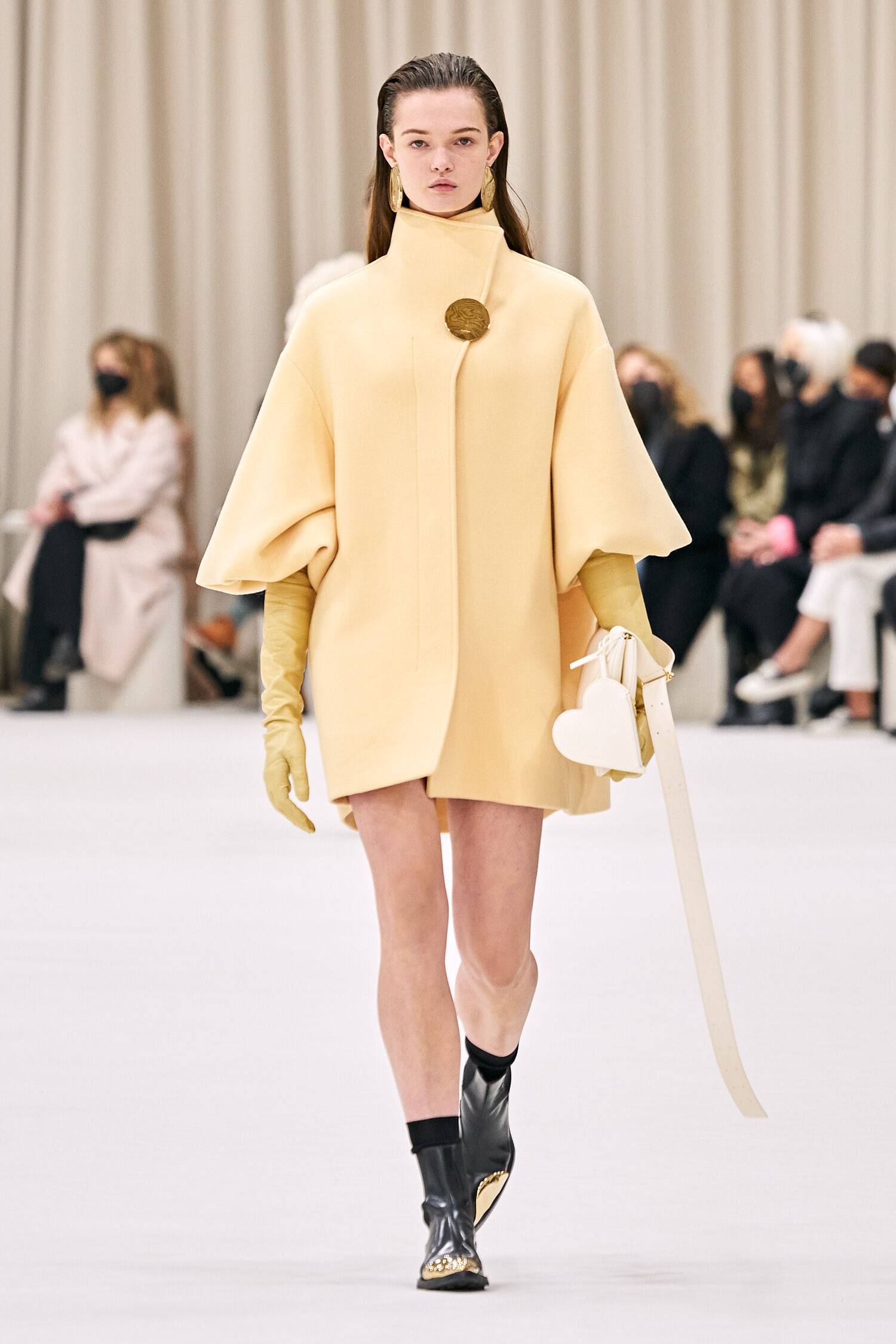 Women Show Fall Winter 2022