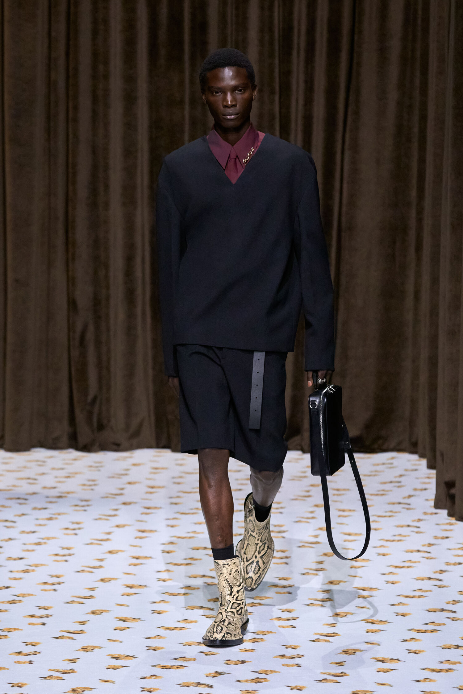 Women and Men Show Spring/Summer 2025