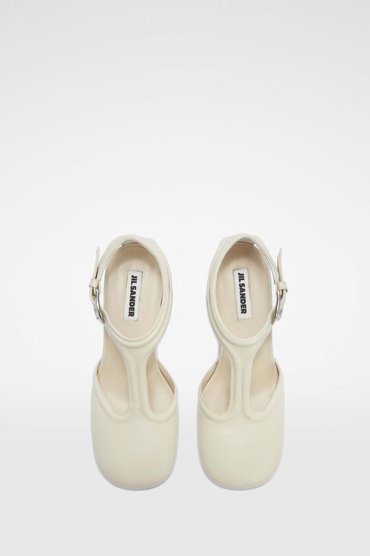 Mary Jane Pump - Heels Mary Jane Pump - Heels - Image 6