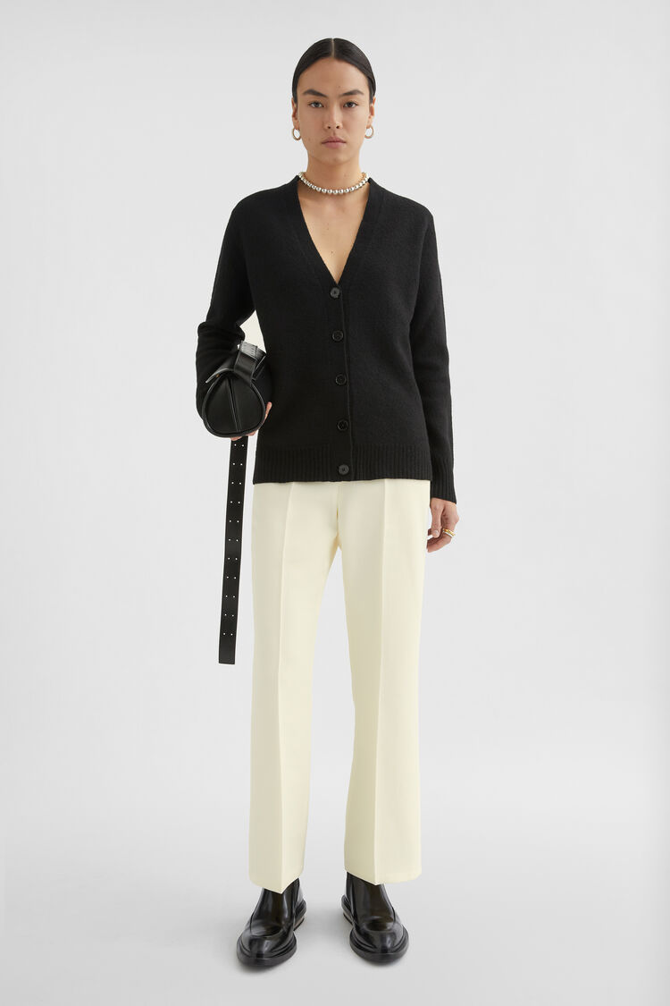 Cardigan con scollo a V in lana leggera - Cardigan Cardigan con scollo a V in lana leggera - Cardigan - Image 1