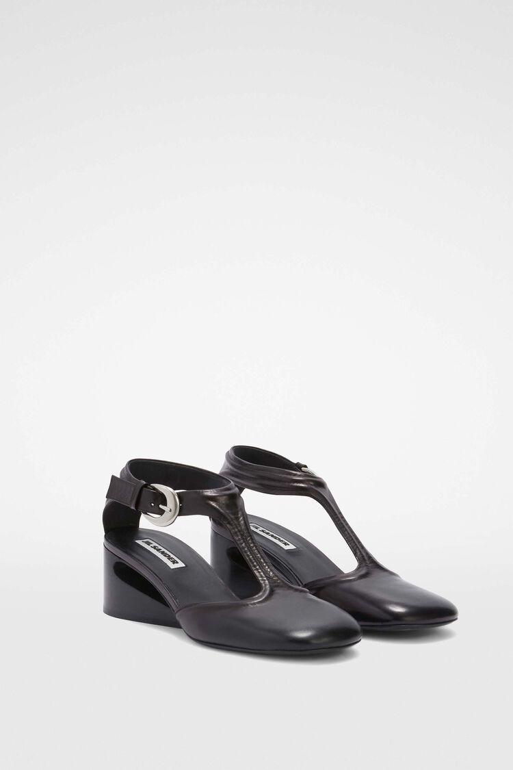 Mary Jane Pump - Heels Mary Jane Pump - Heels - Image 4