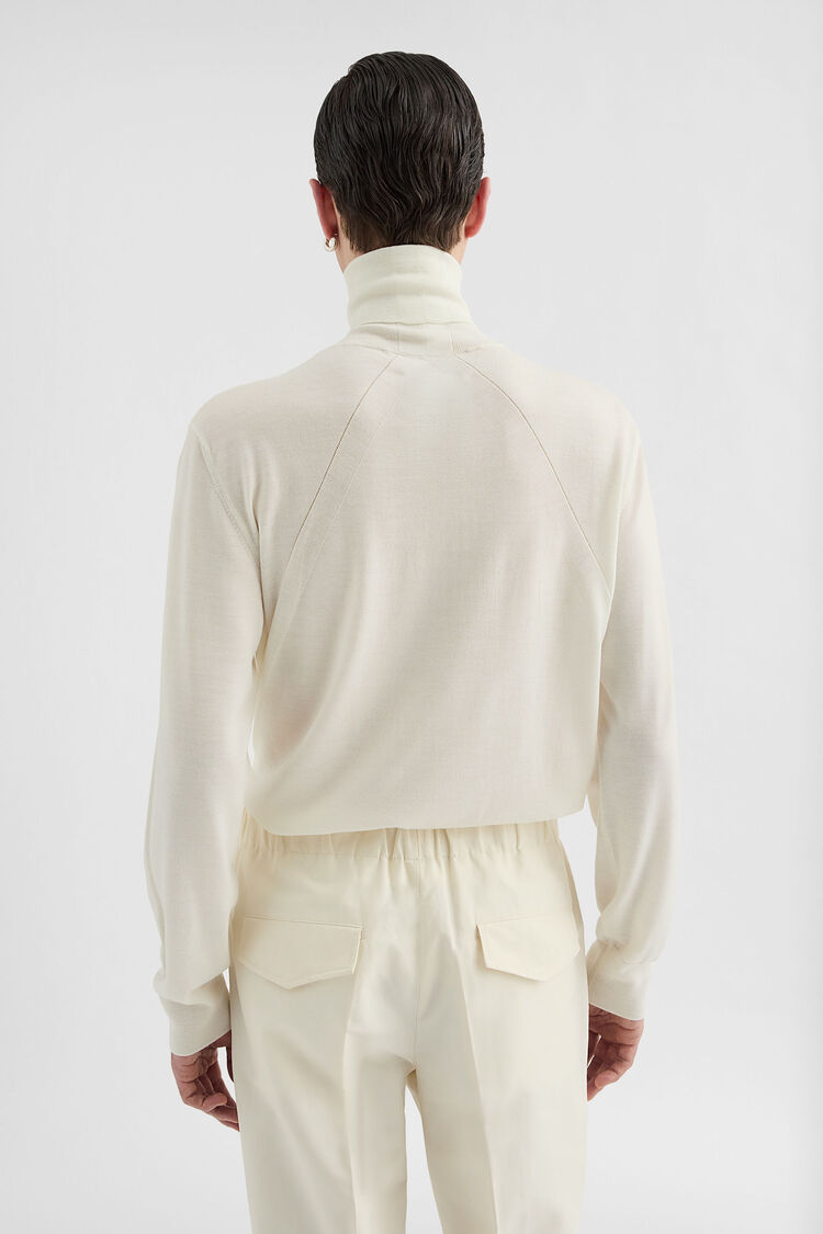 Lightweight Wool High-Neck Sweater - Sweaters Lightweight Wool High-Neck Sweater - Sweaters - Image 4