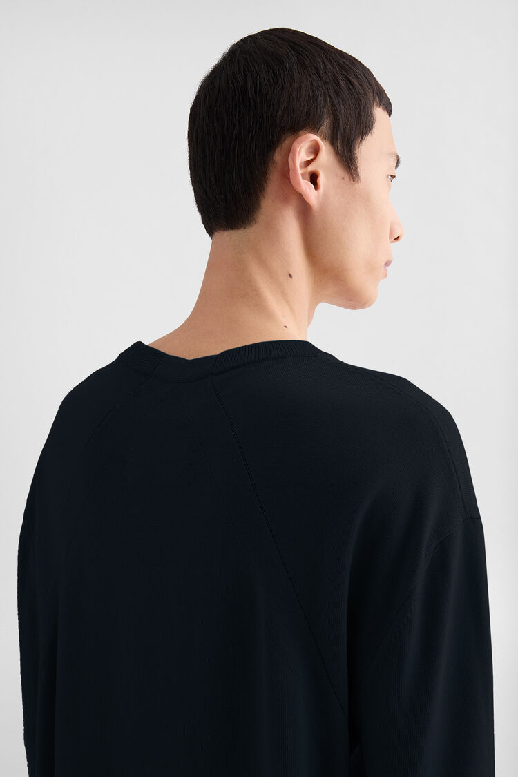 Midweight Wool Crew-Neck Sweater - Sweaters Midweight Wool Crew-Neck Sweater - Sweaters - Image 3
