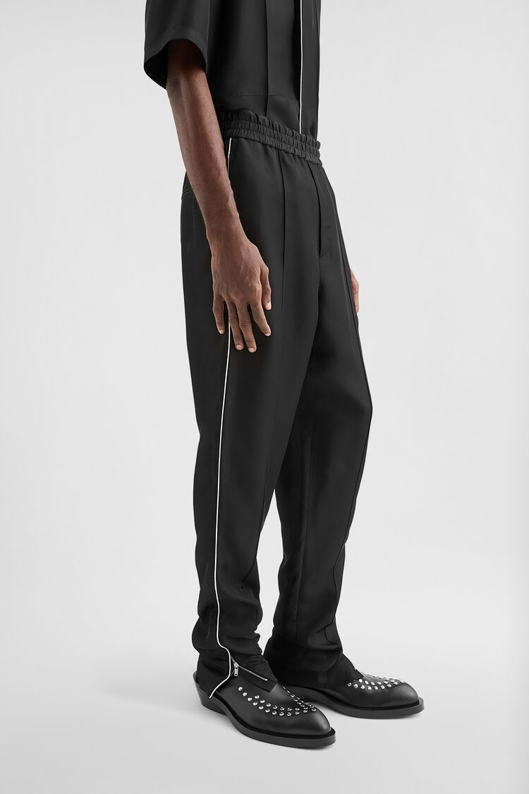 Fluid Viscose Tapered Trousers - Trousers Fluid Viscose Tapered Trousers - Trousers - Image 3