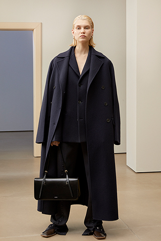 women's<br>pre-fall