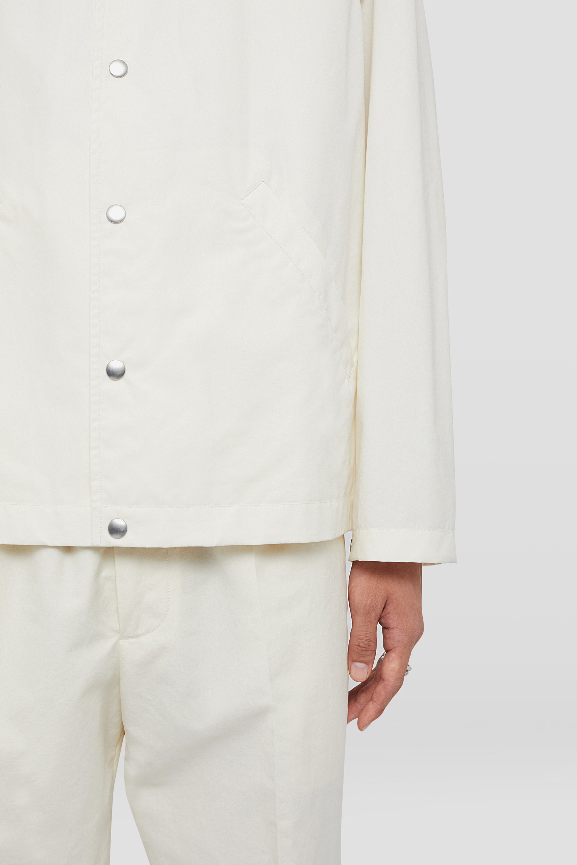 Jacke mit Logo - Jacken - Image 5