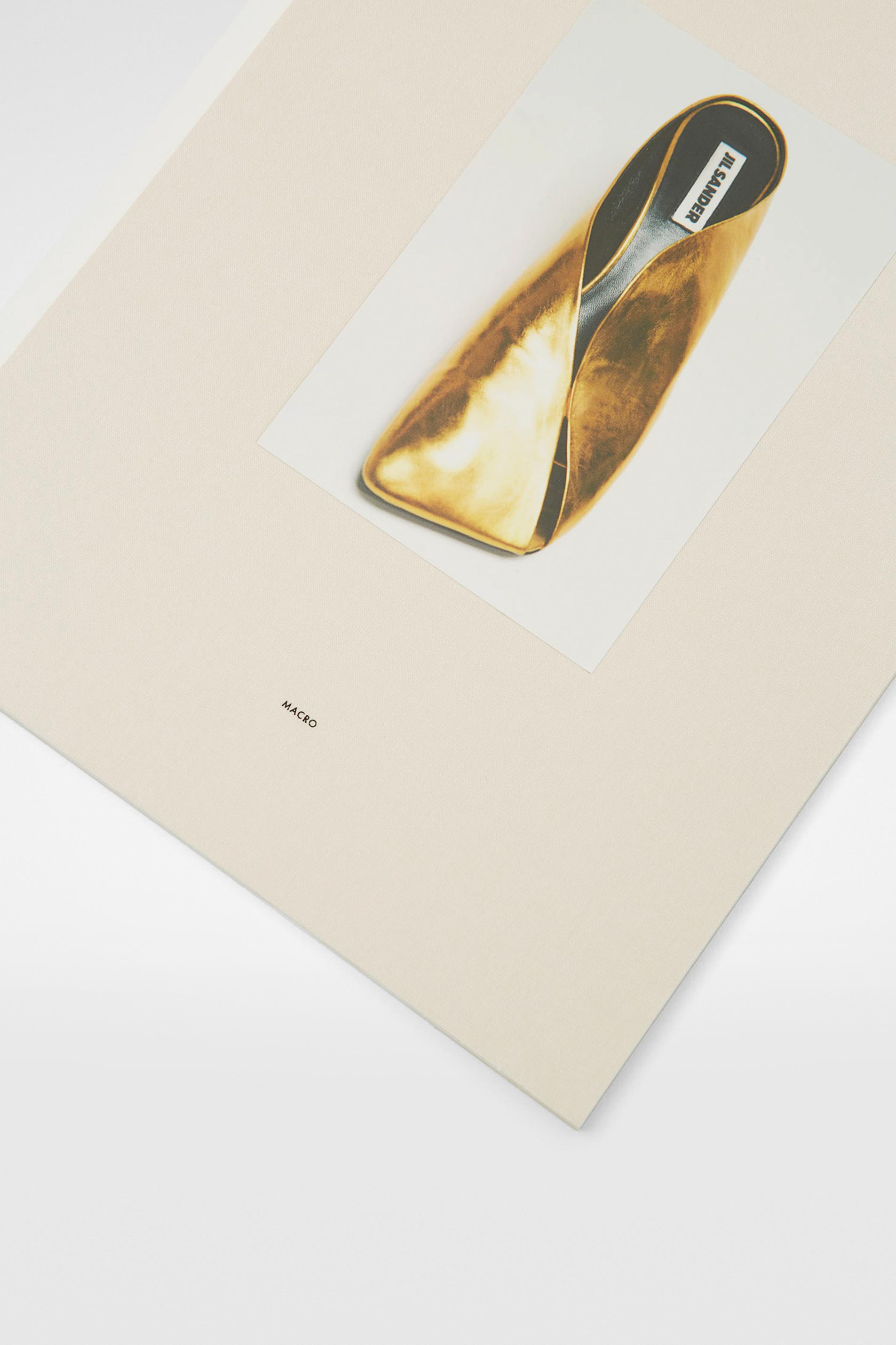 Chris Rhodes, Macro - Publications - Image 4