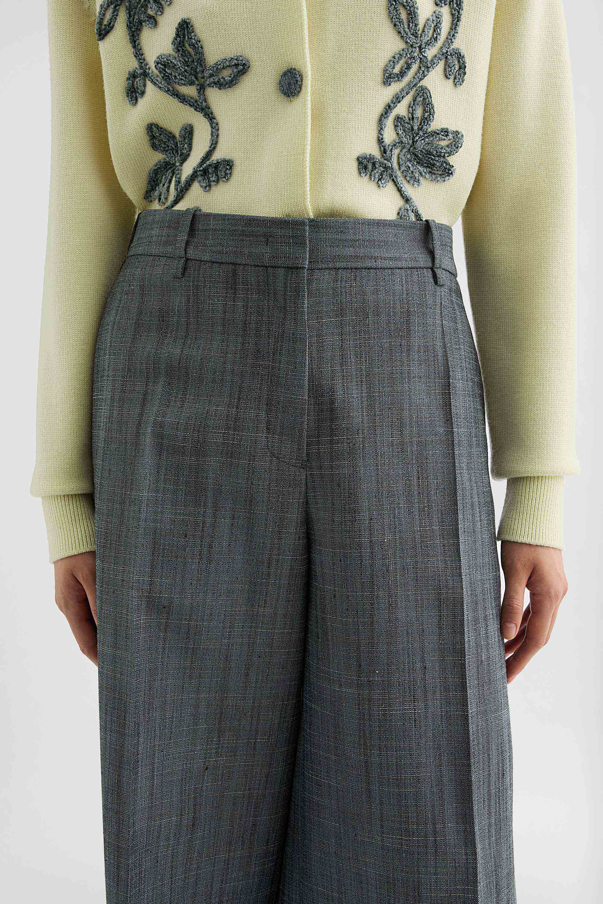 Wool Flamé Bermuda Shorts - Trousers - Image 5