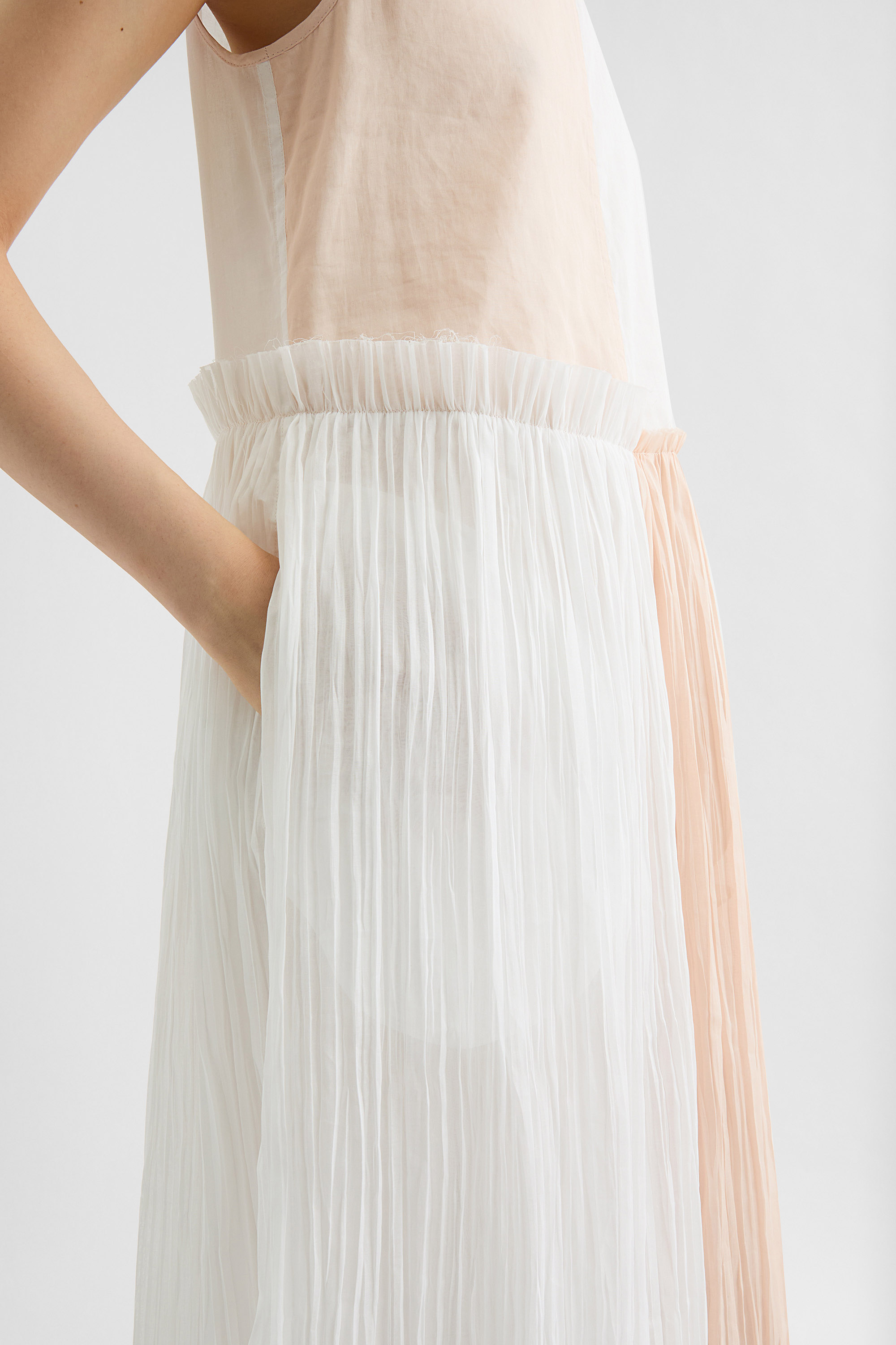 Plisseekleid aus Baumwollmusselin - Kleider - Image 3