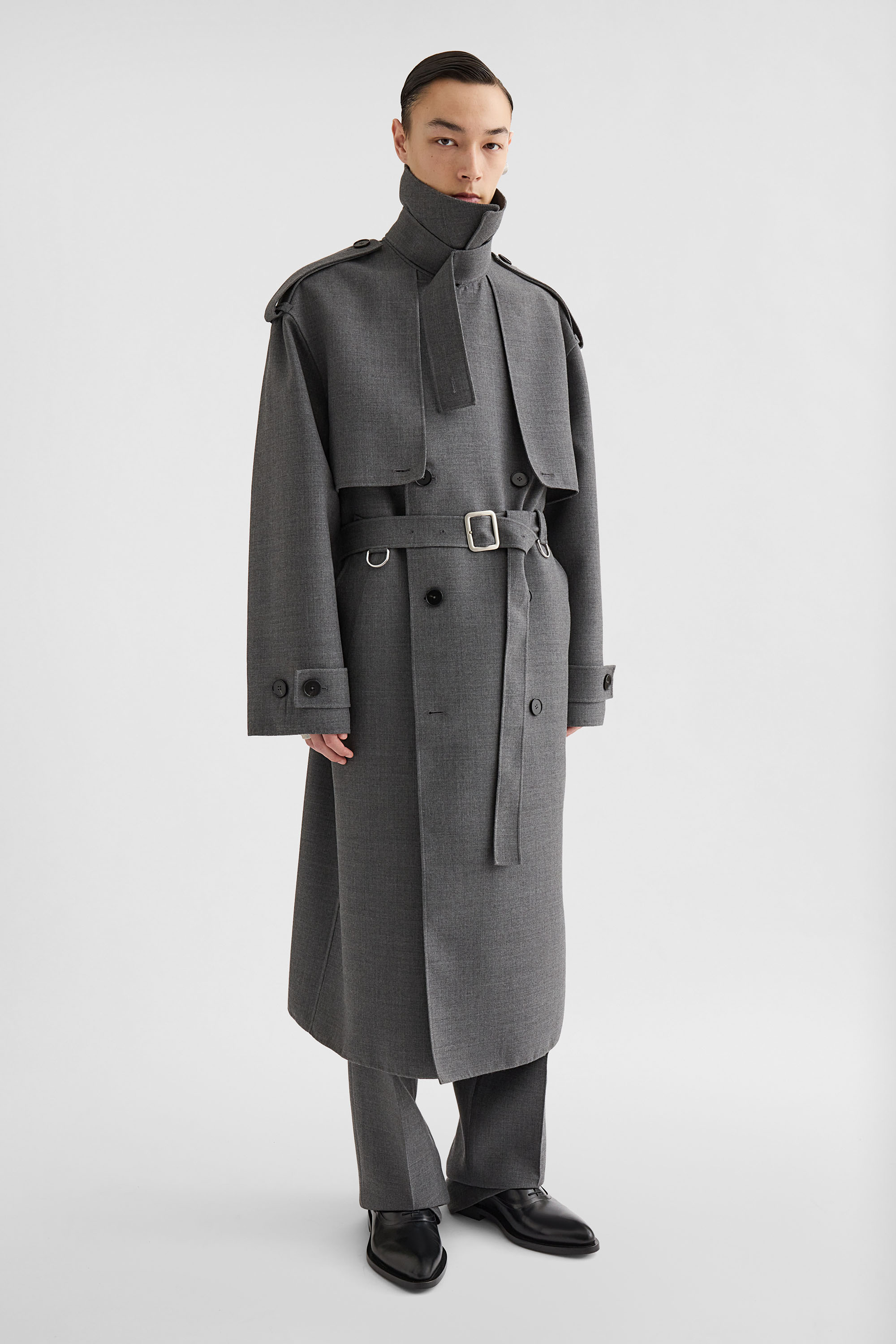 Trenchcoat aus Wollgabardine - Jacken - Image 2