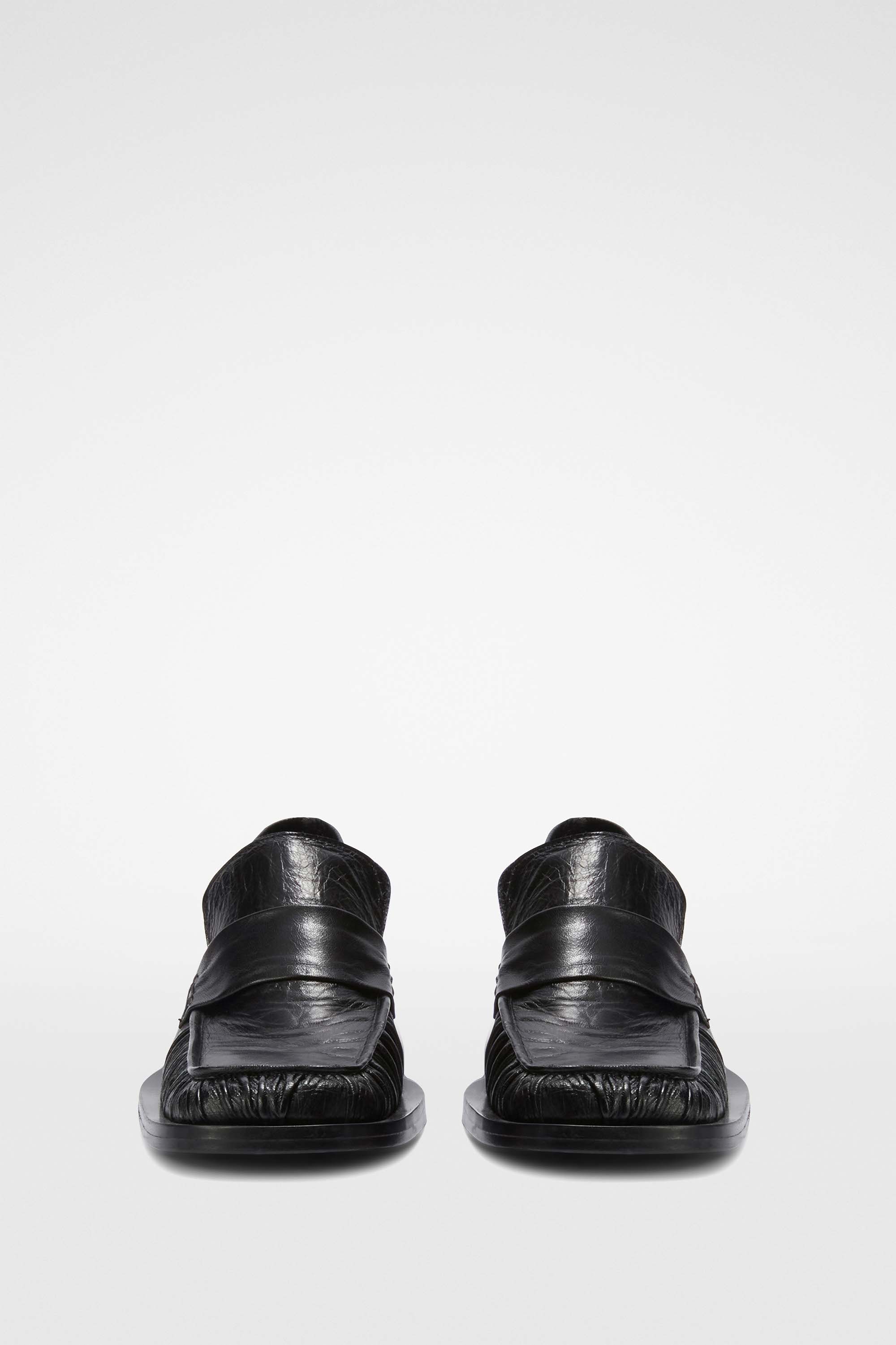 Low-Heel Loafer - Loafers - Image 3