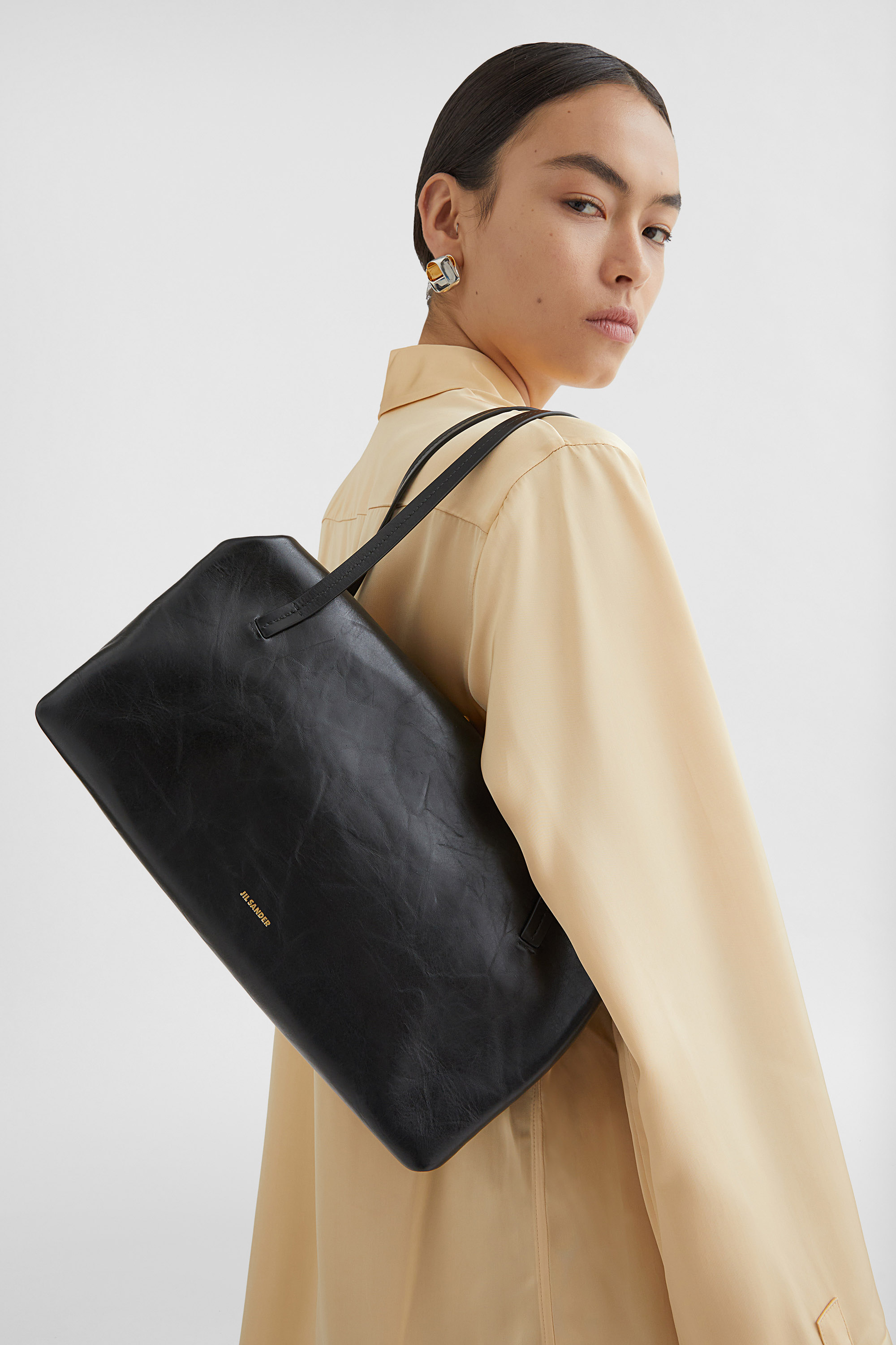 Goji Pillow Medium - Handbags - Image 2