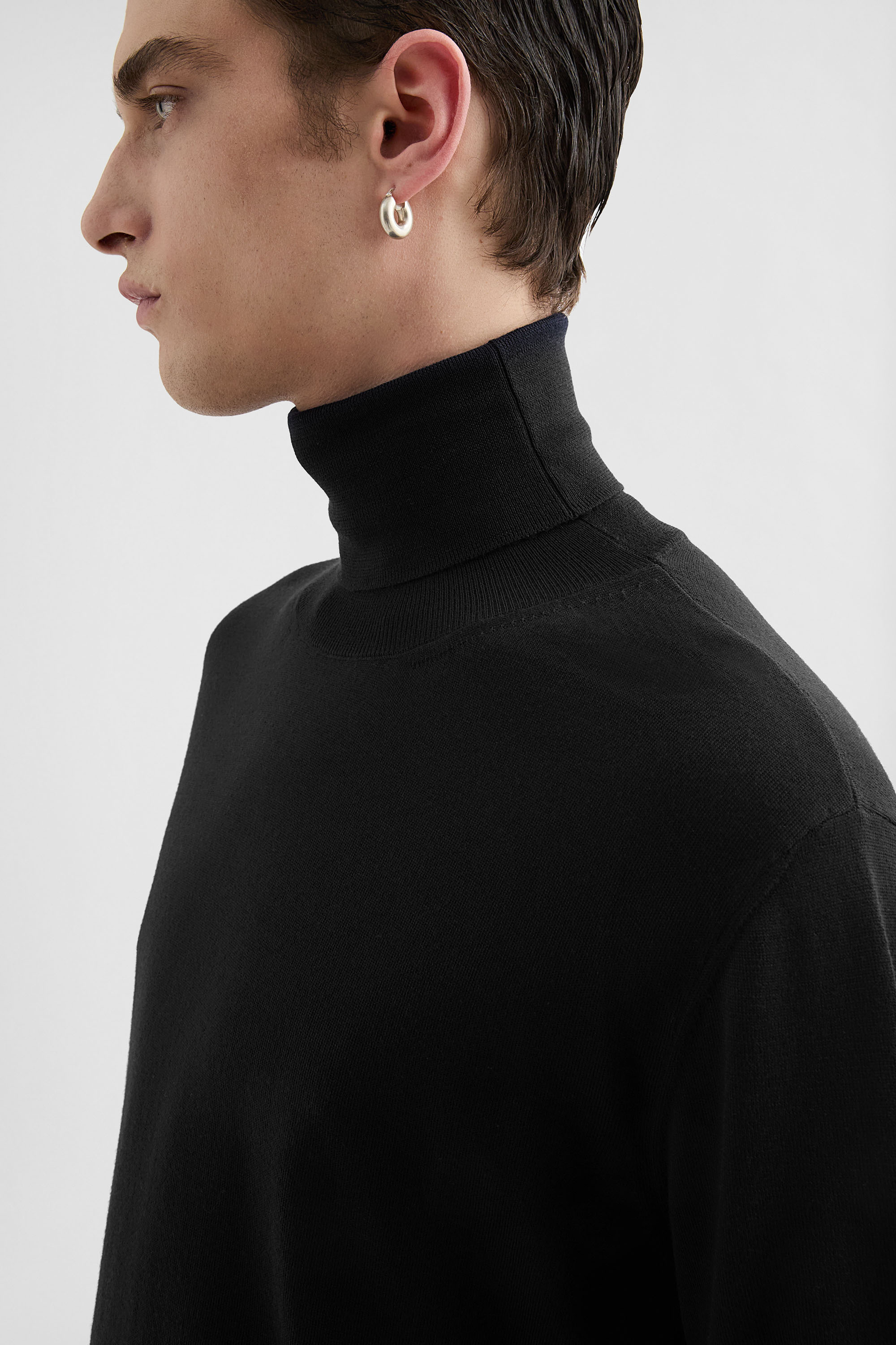 Lightweight Wool High-Neck Sweater - Sweaters - Image 3