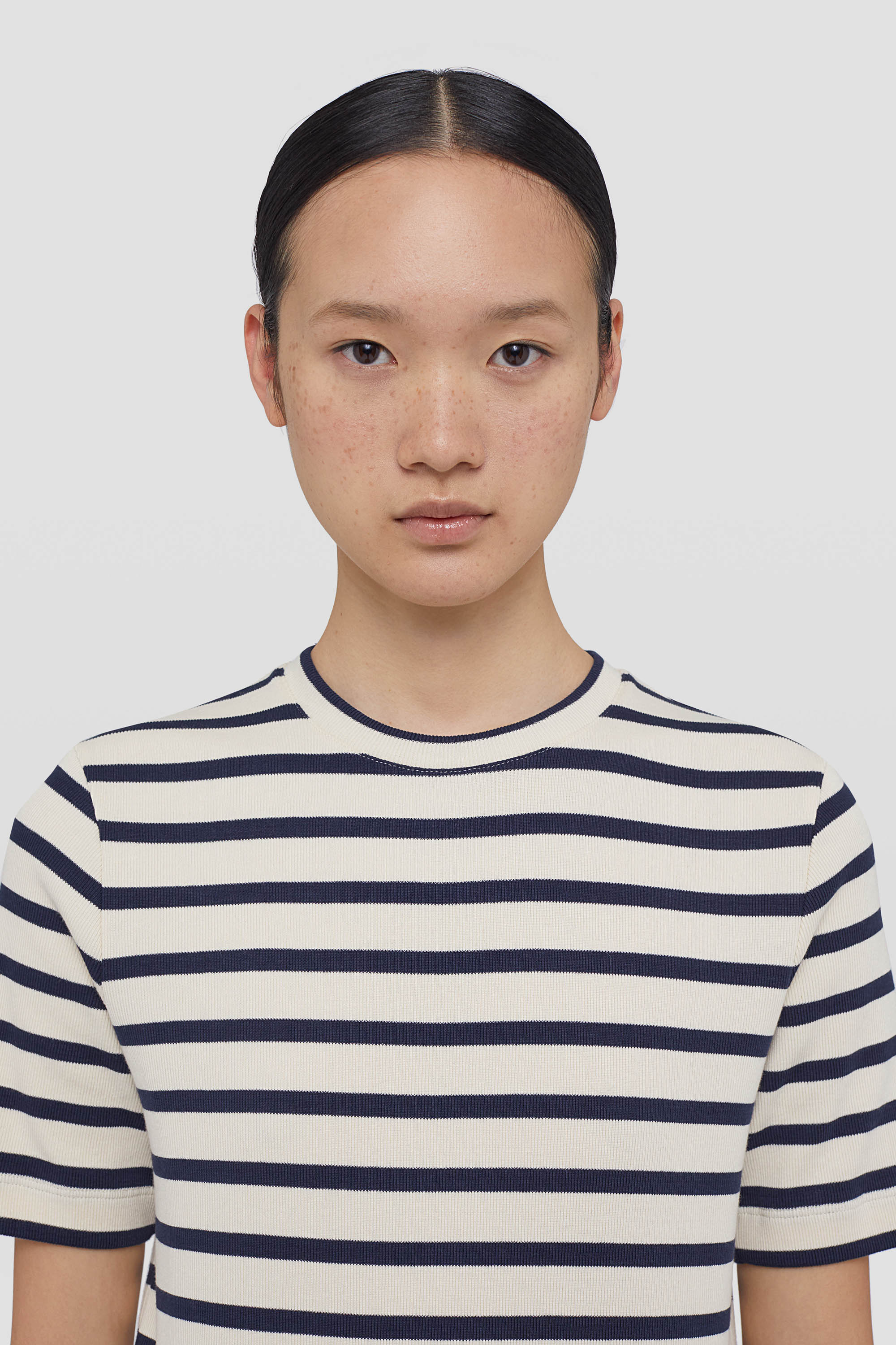 Cotton Crew-Neck T-Shirt - T-shirts - Image 4