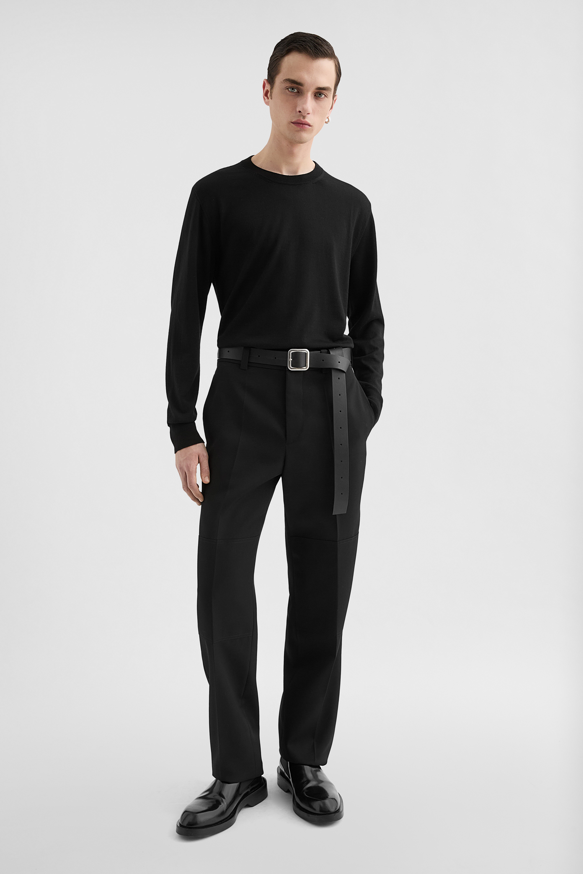 Lightweight Wool Crew-Neck Sweater - Sweaters - Image 1