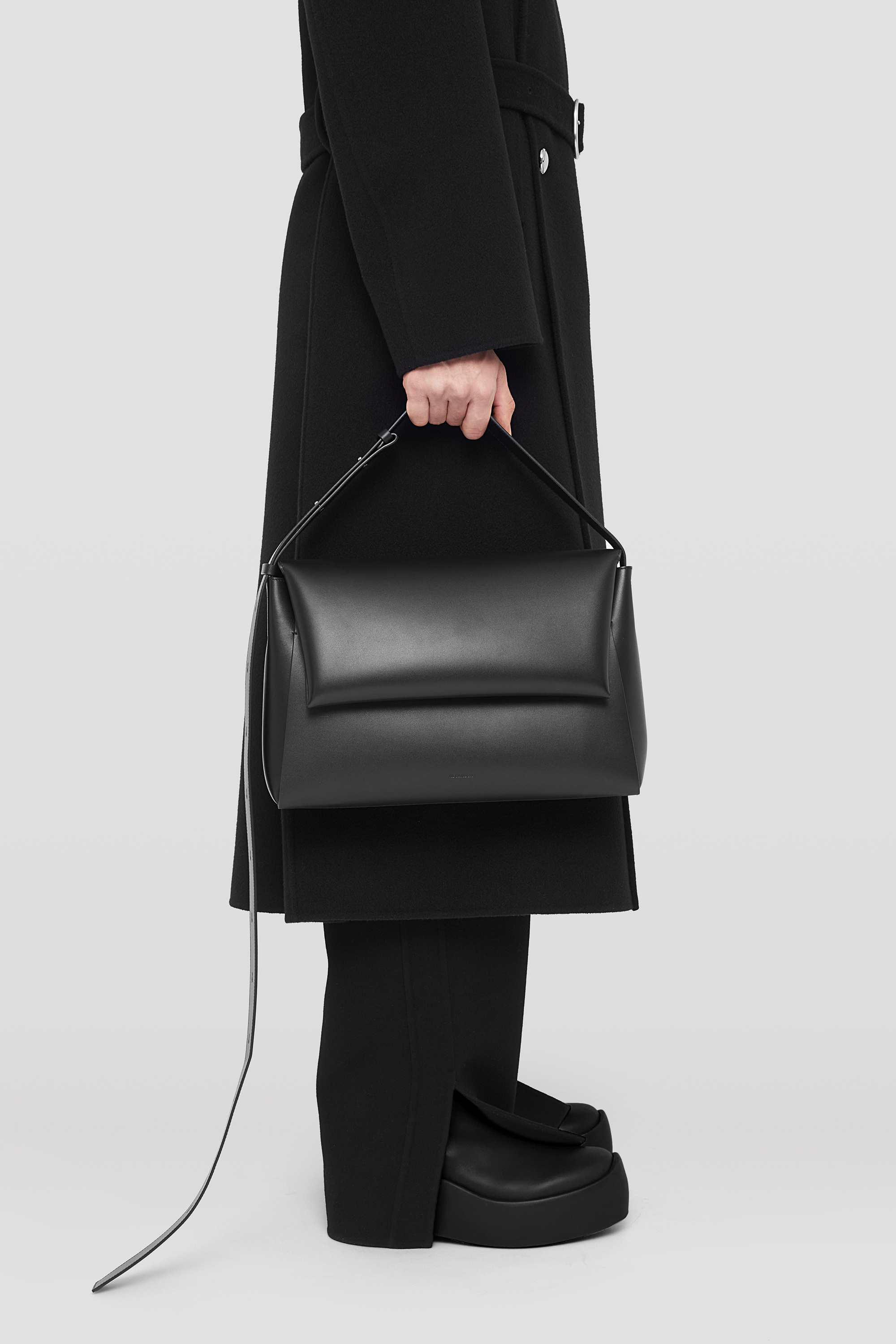 Envelope Messenger Medium - Handbags - Image 3