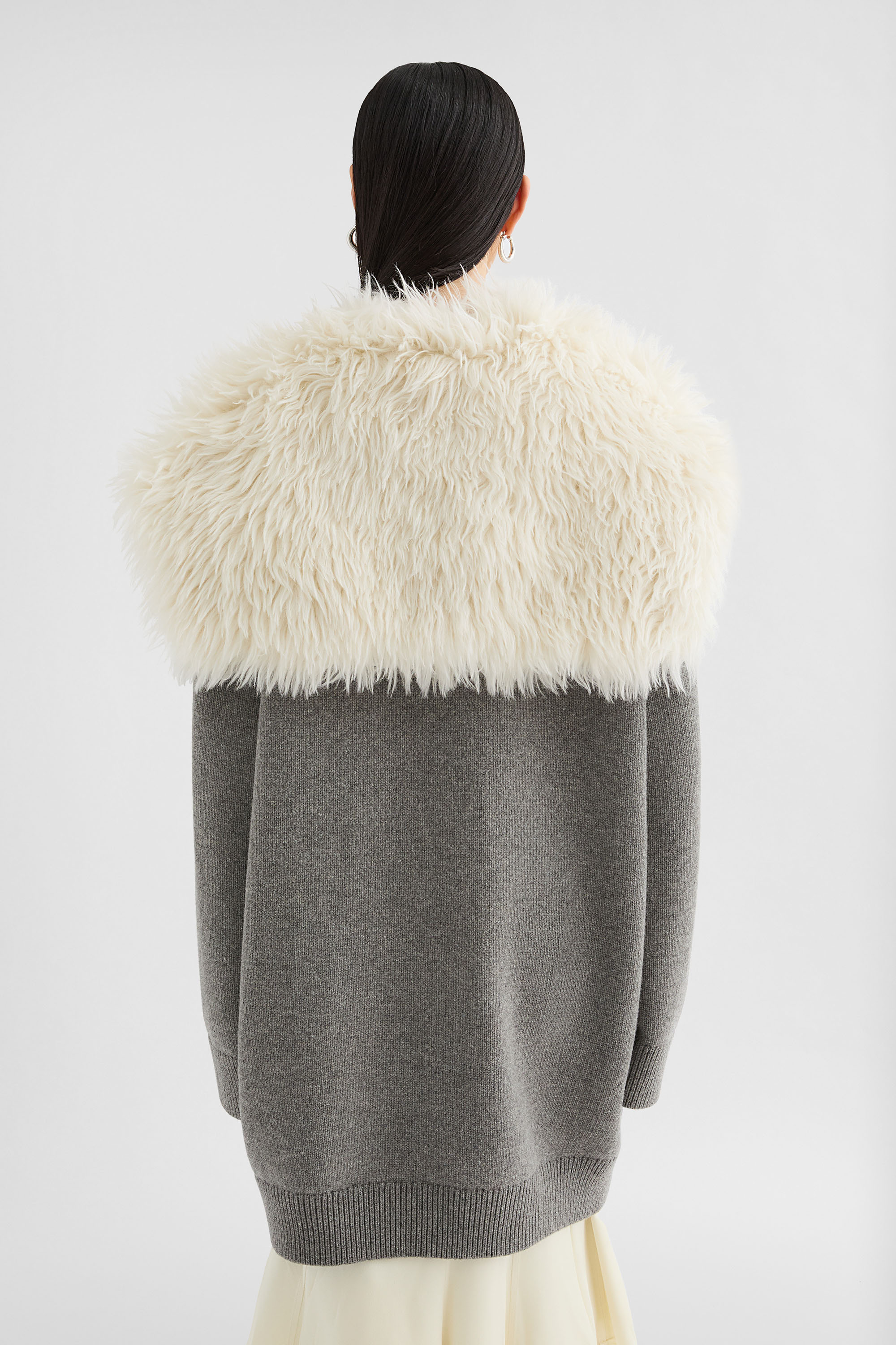 Midweight Wool Blend V-Neck Cardigan - Cardigans - Image 4