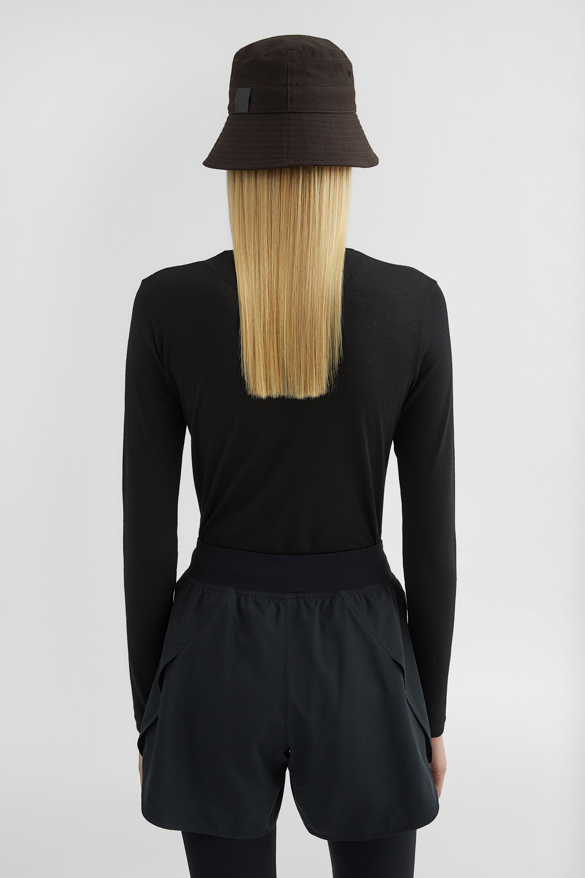 Lightweight Wool Blend High-Neck T-Shirt - T-shirts - Image 4