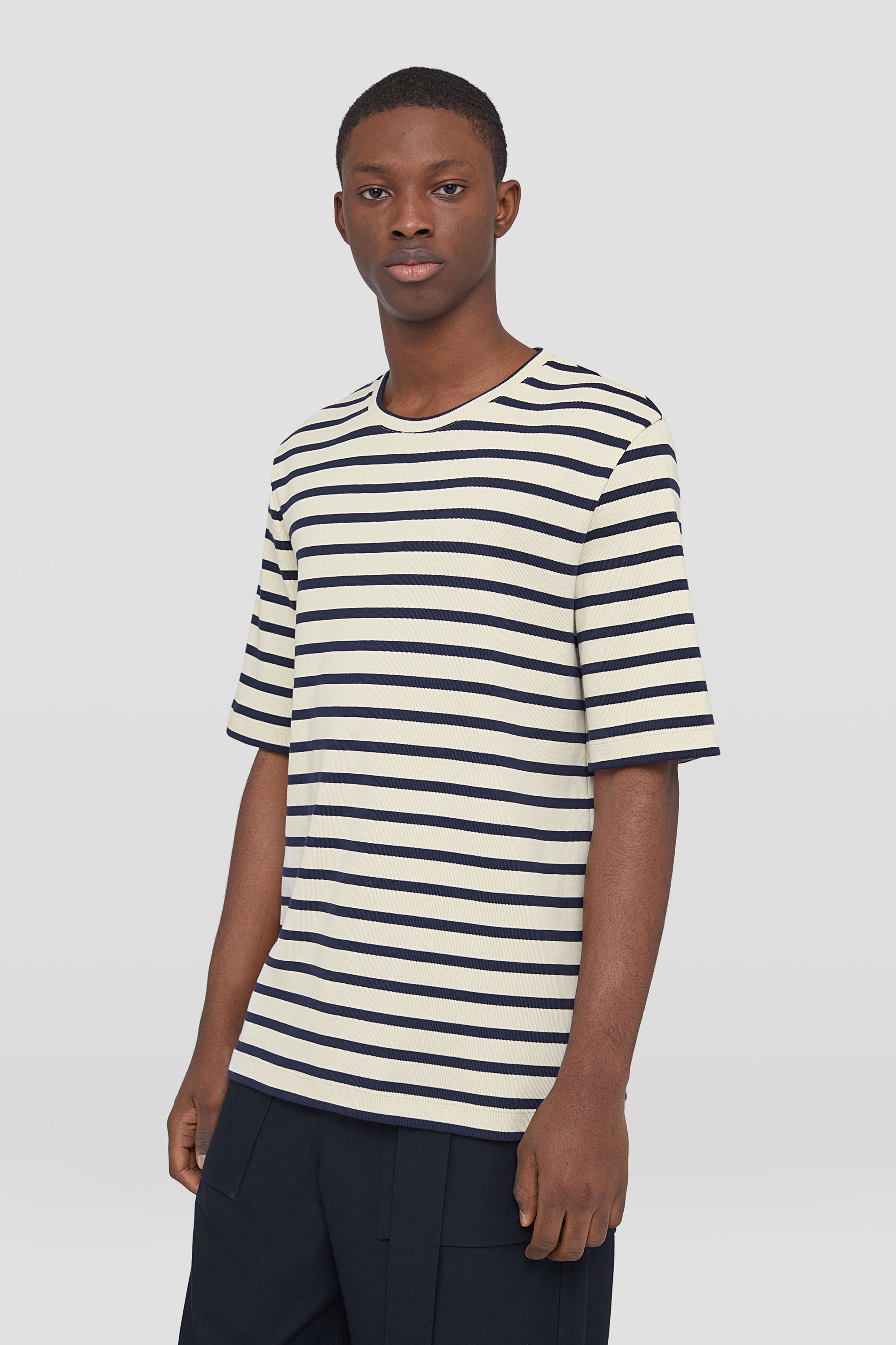 Cotton Crew-Neck T-Shirt - T-shirts - Image 4