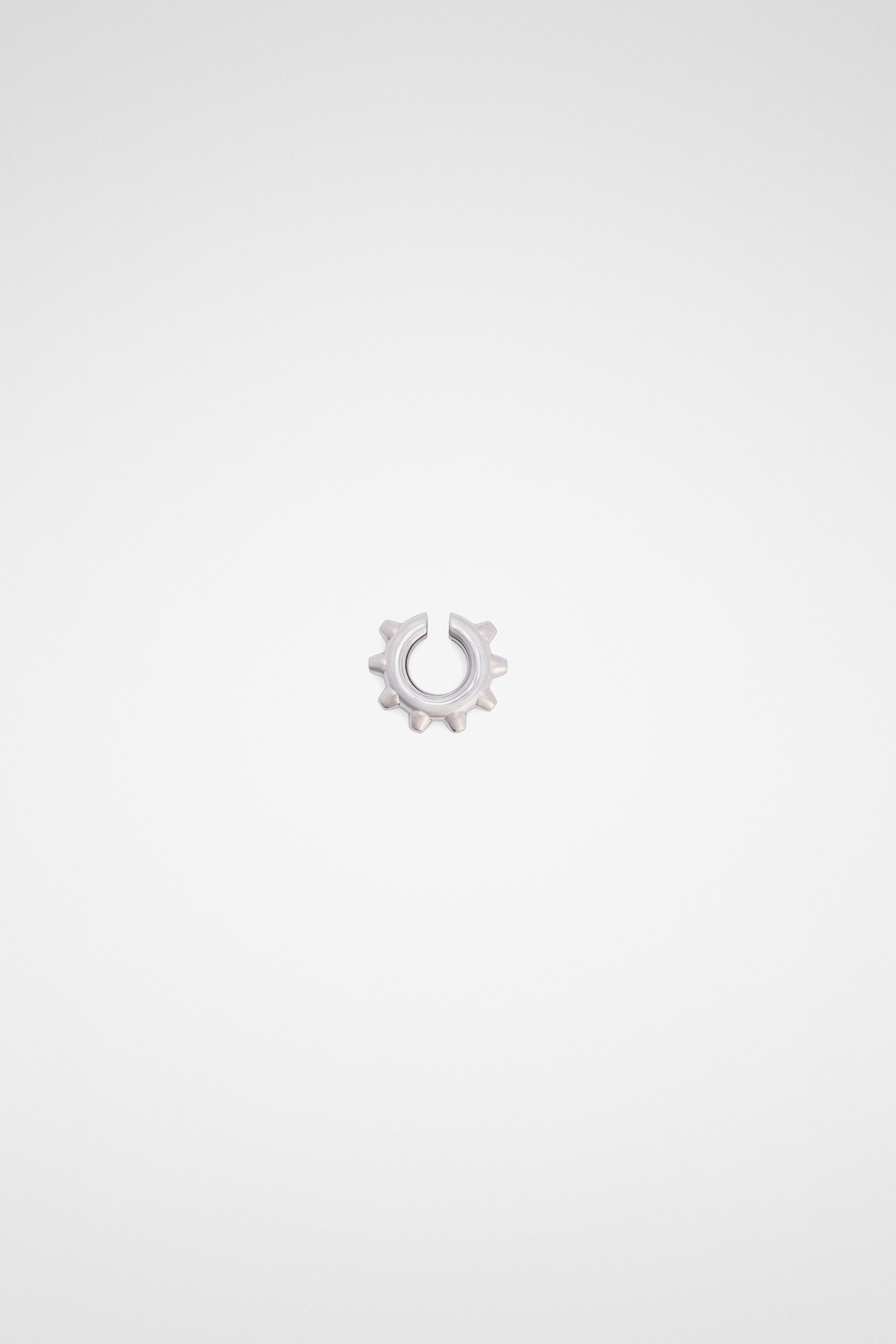 Ear Cuff - Earrings - Image 1