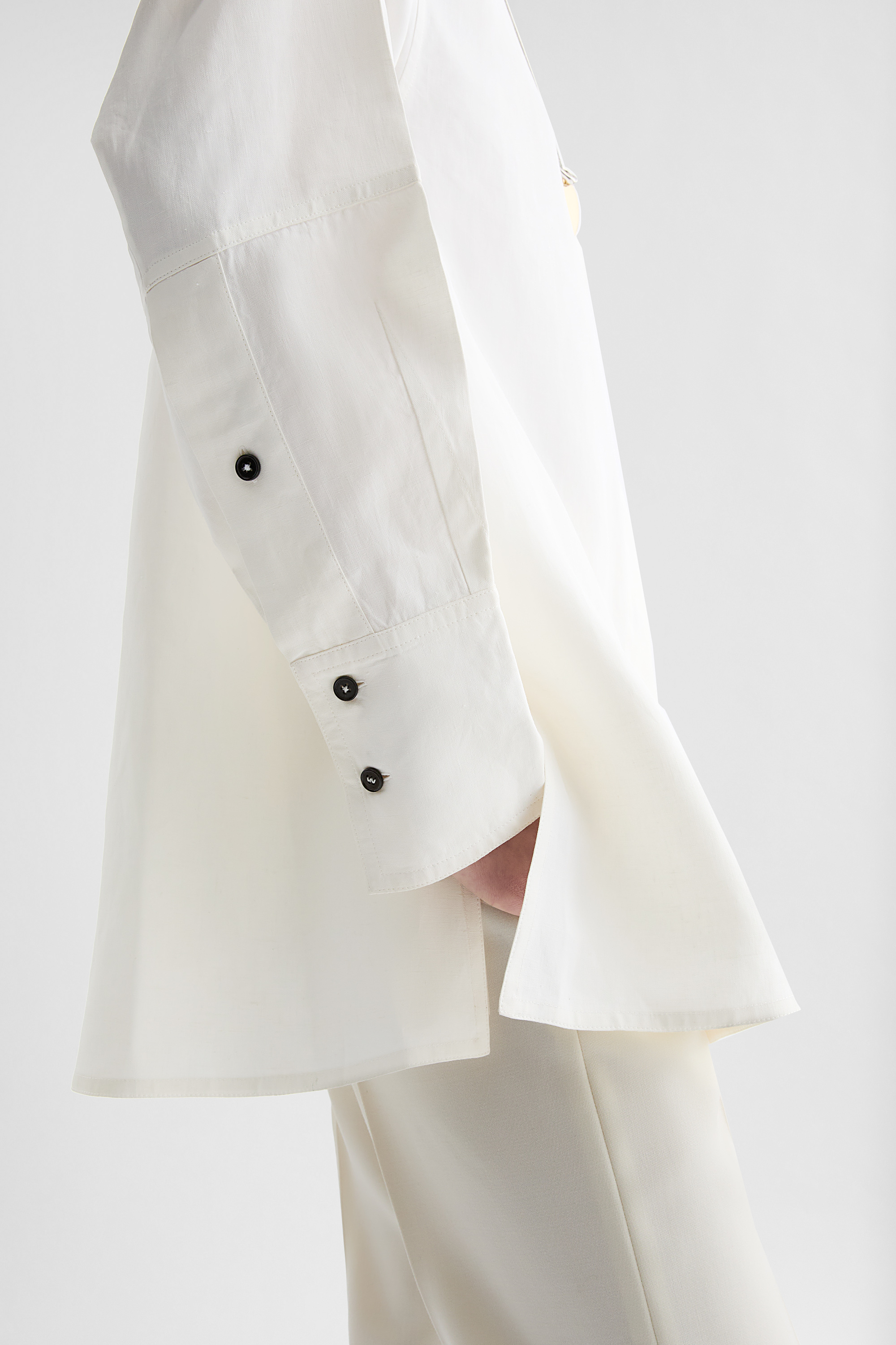 Linen Shirt - Shirts - Image 3