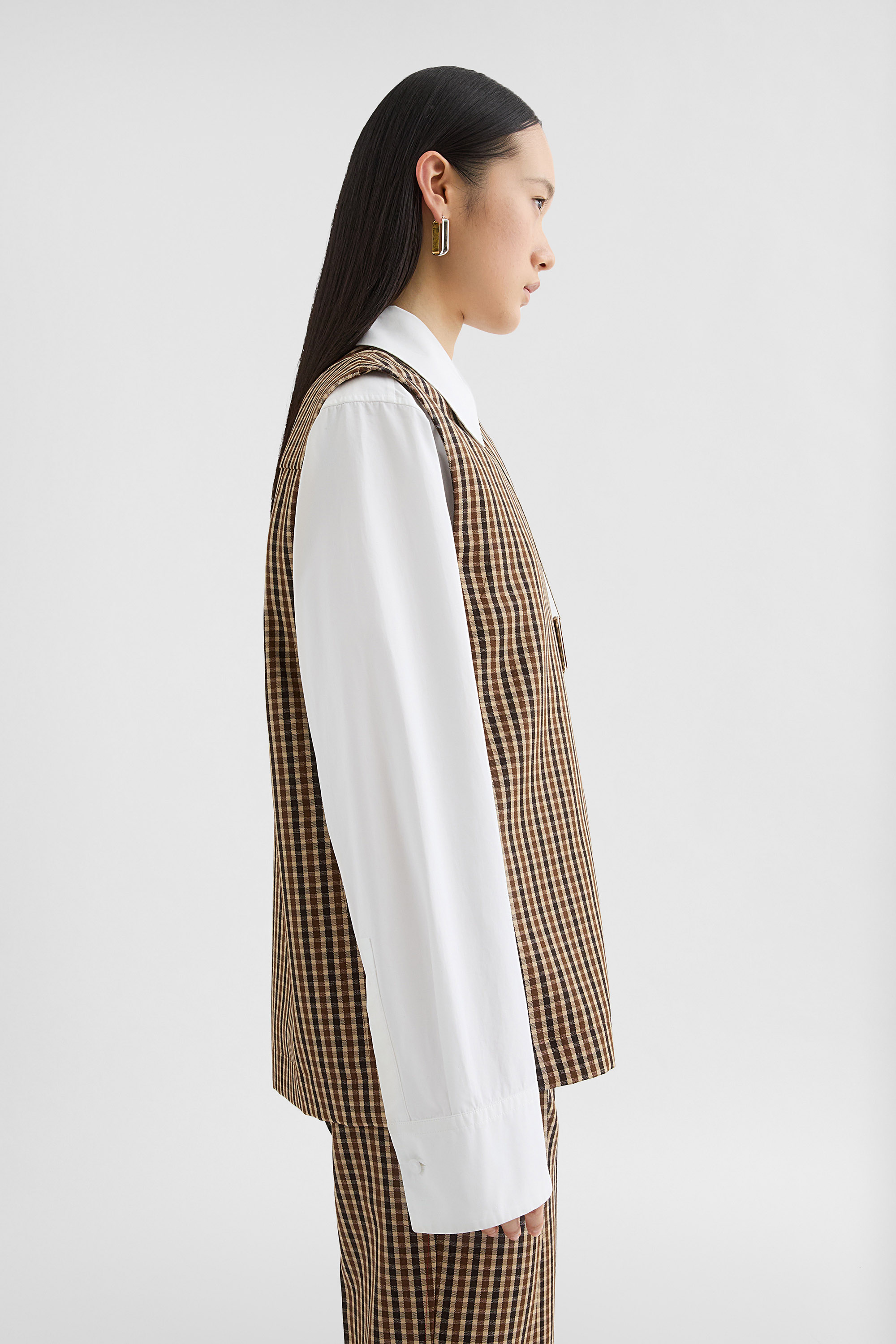 Wool Canvas Crew-Neck Vest - Tops - Image 2