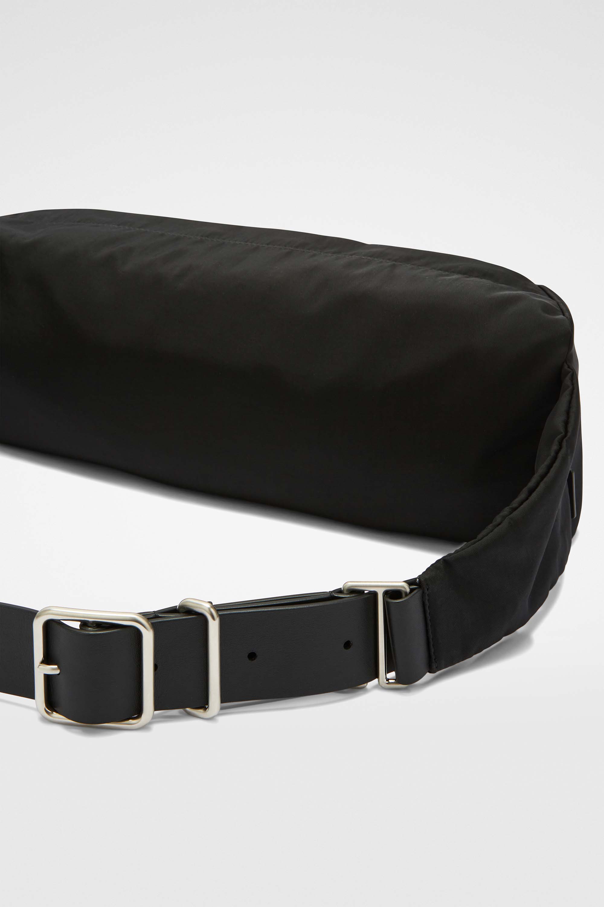 Soft Belt Bag - Belt bags - Image 4