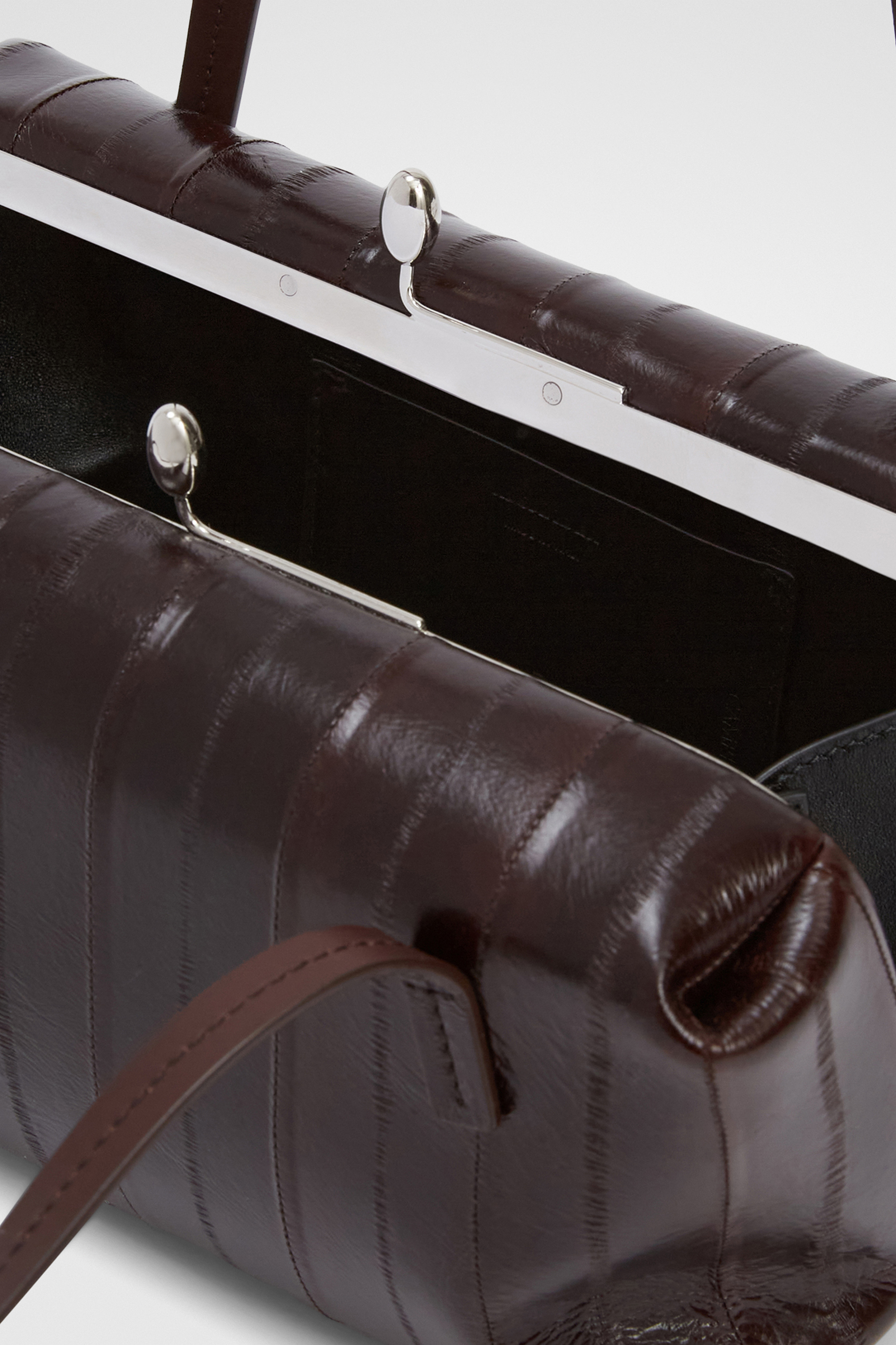Goji Pillow Small - Handbags - Image 4