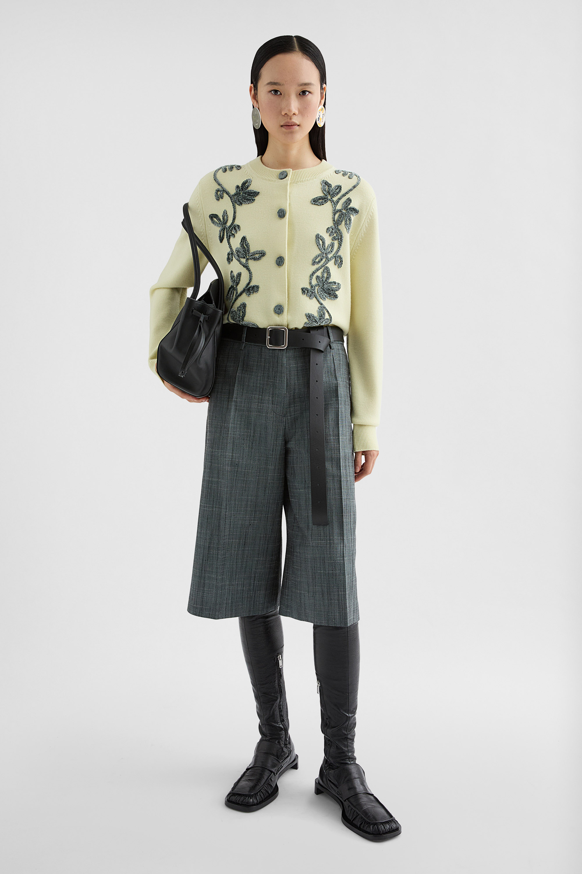Wool Flamé Bermuda Shorts - Trousers - Image 1