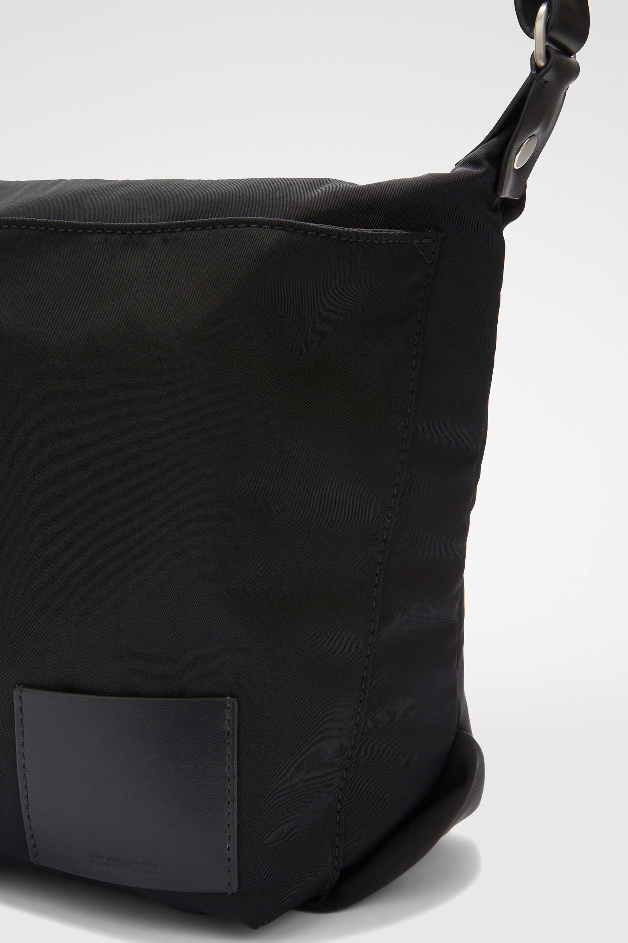 Pilot - Crossbodies - Image 5